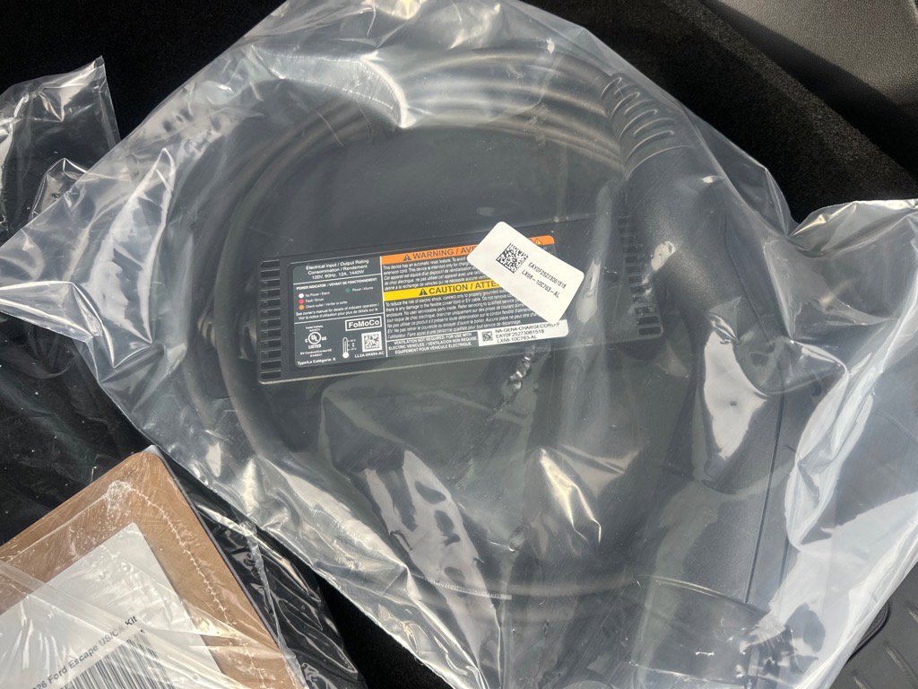 New 2026 Ford Escape SE w/ PHEV Premium Package image 42