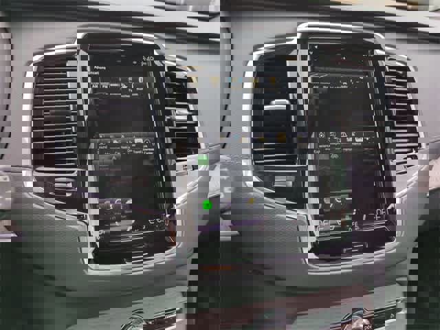 Used 2022 Volvo XC90 T6 Inscription w/ Advanced Package image 30