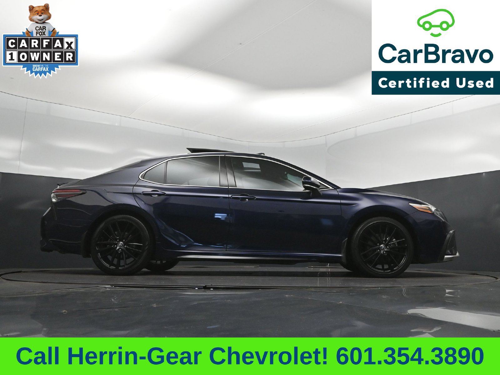 Used 2022 Toyota Camry XSE FWD image 43