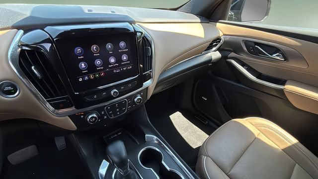 Used 2023 Chevrolet Traverse Premier w/ LPO, Cargo Package AWD/4WD image 25