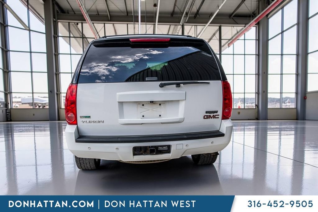 Used 2012 GMC Yukon SLT w/ SLT-2 Equipment Package AWD/4WD image 29