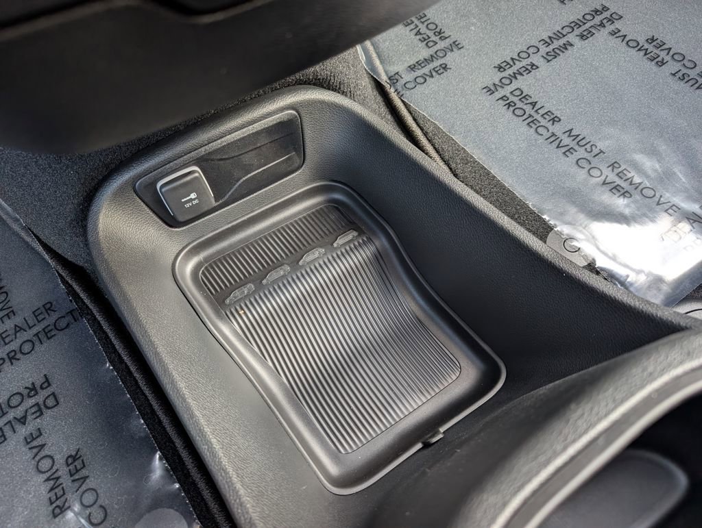 New 2026 Chrysler Pacifica Select image 32