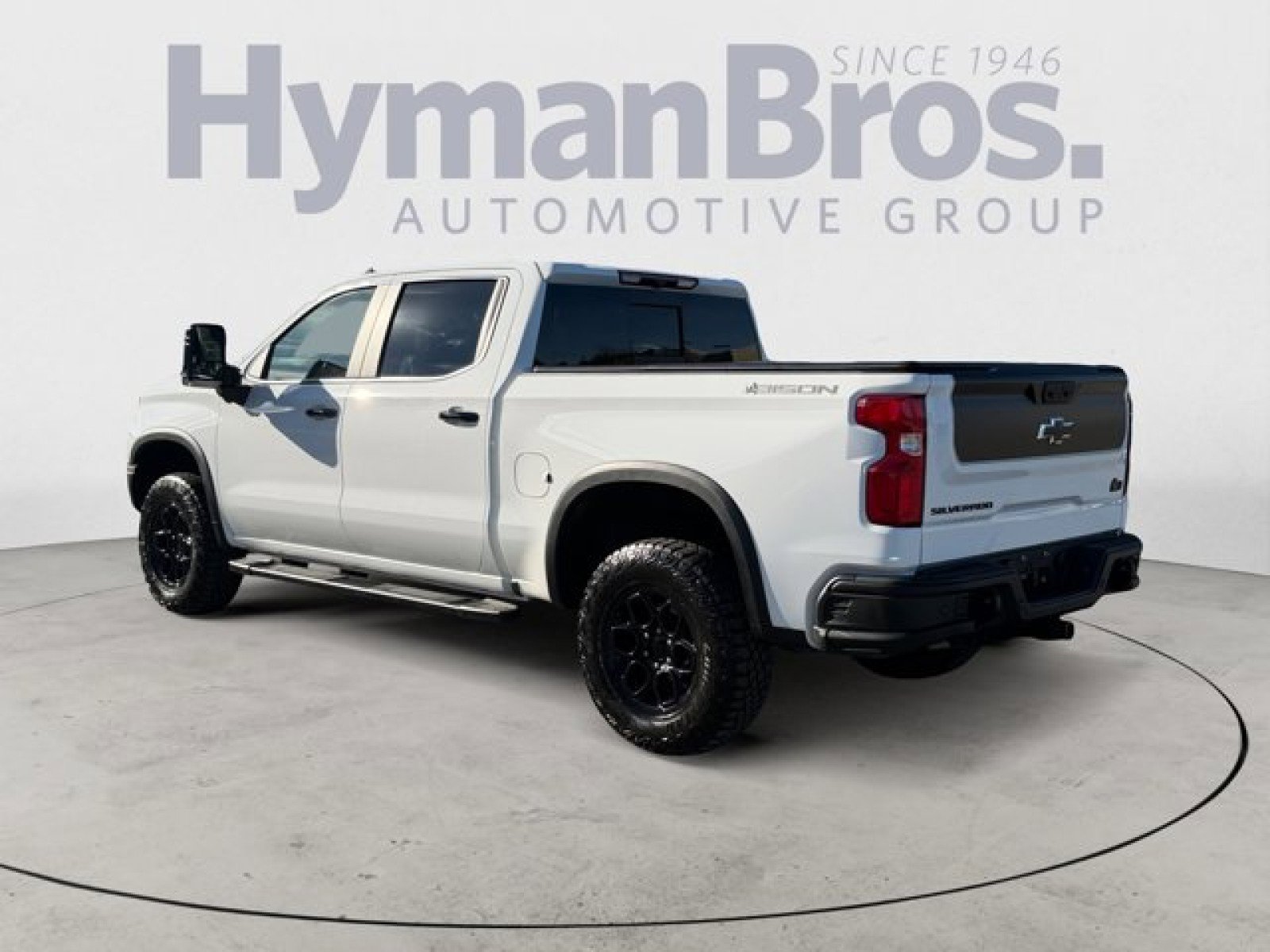 Used 2024 Chevrolet Silverado 1500 ZR2 w/ ZR2 Bison Edition AWD/4WD image 5