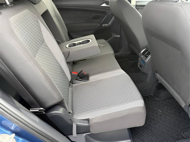 Used 2018 Volkswagen Tiguan S image 28