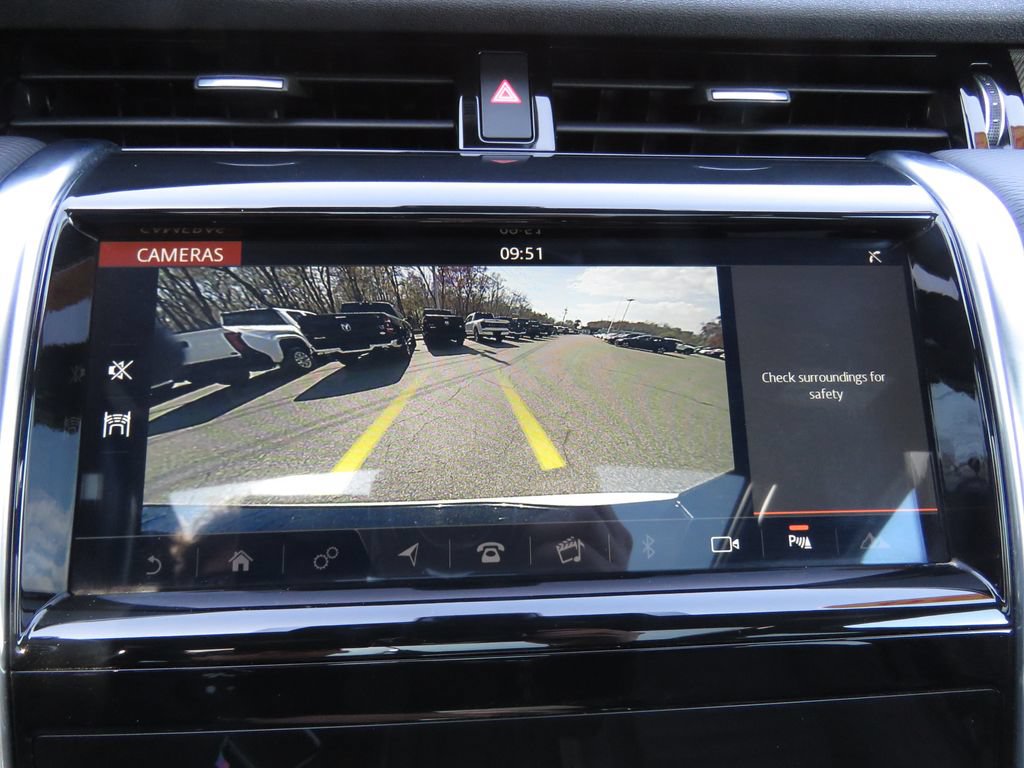 Used 2020 Land Rover Discovery Sport SE R-Dynamic AWD/4WD image 26