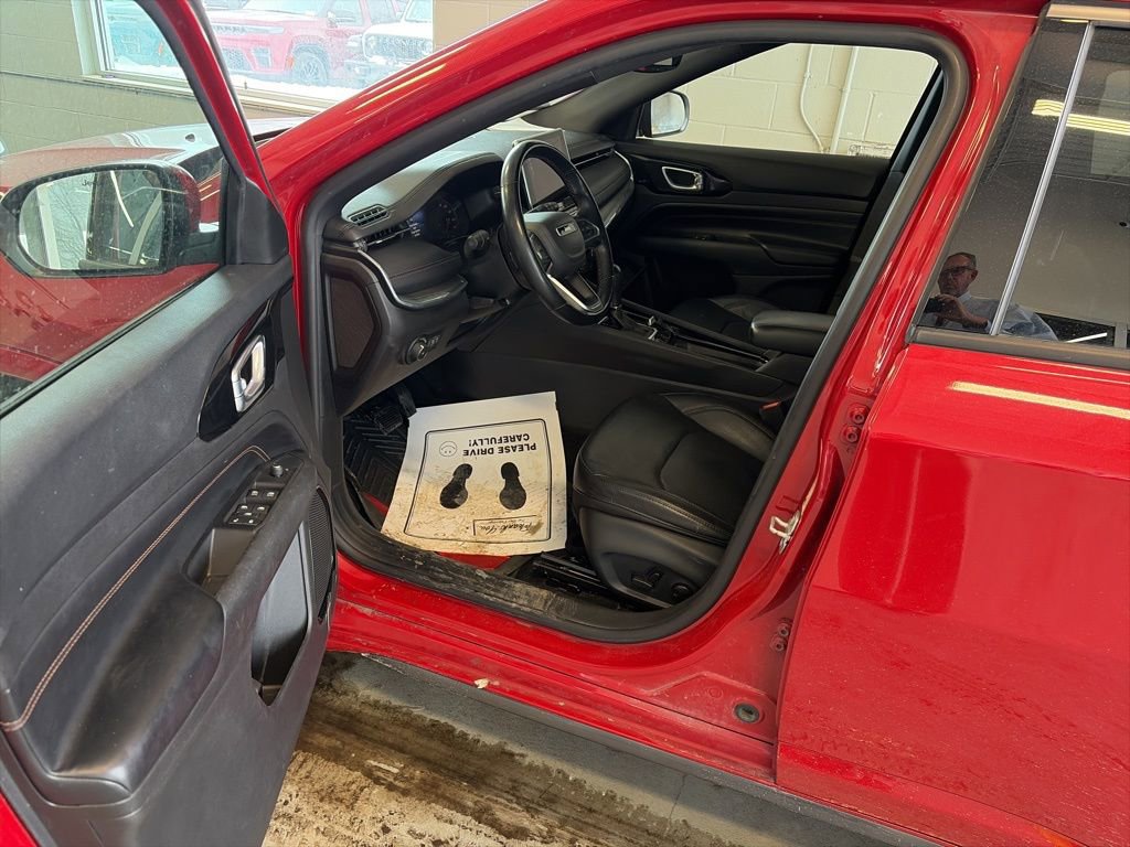 Used 2022 Jeep Compass Limited image 59