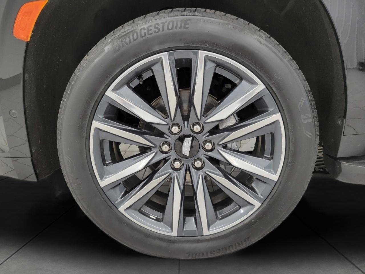 Certified 2021 Cadillac Escalade Sport AWD/4WD image 3