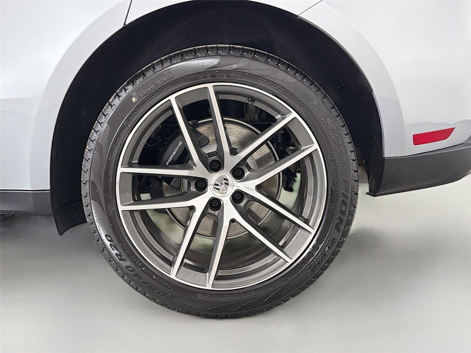 Certified 2026 Porsche Macan Turbo AWD/4WD image 12