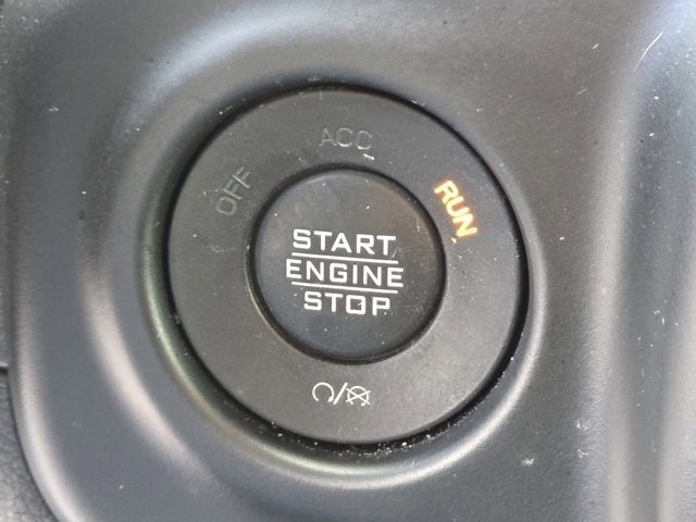 Used 2023 Jeep Wrangler Altitude image 19