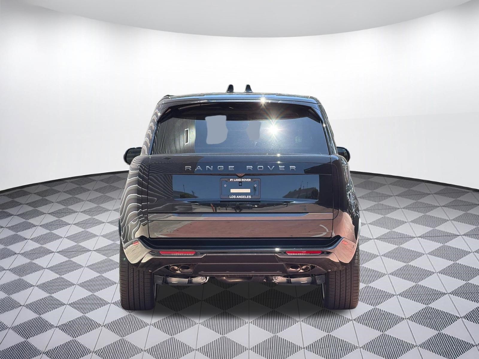 New 2026 Land Rover Range Rover Long Wheelbase SE AWD/4WD image 10