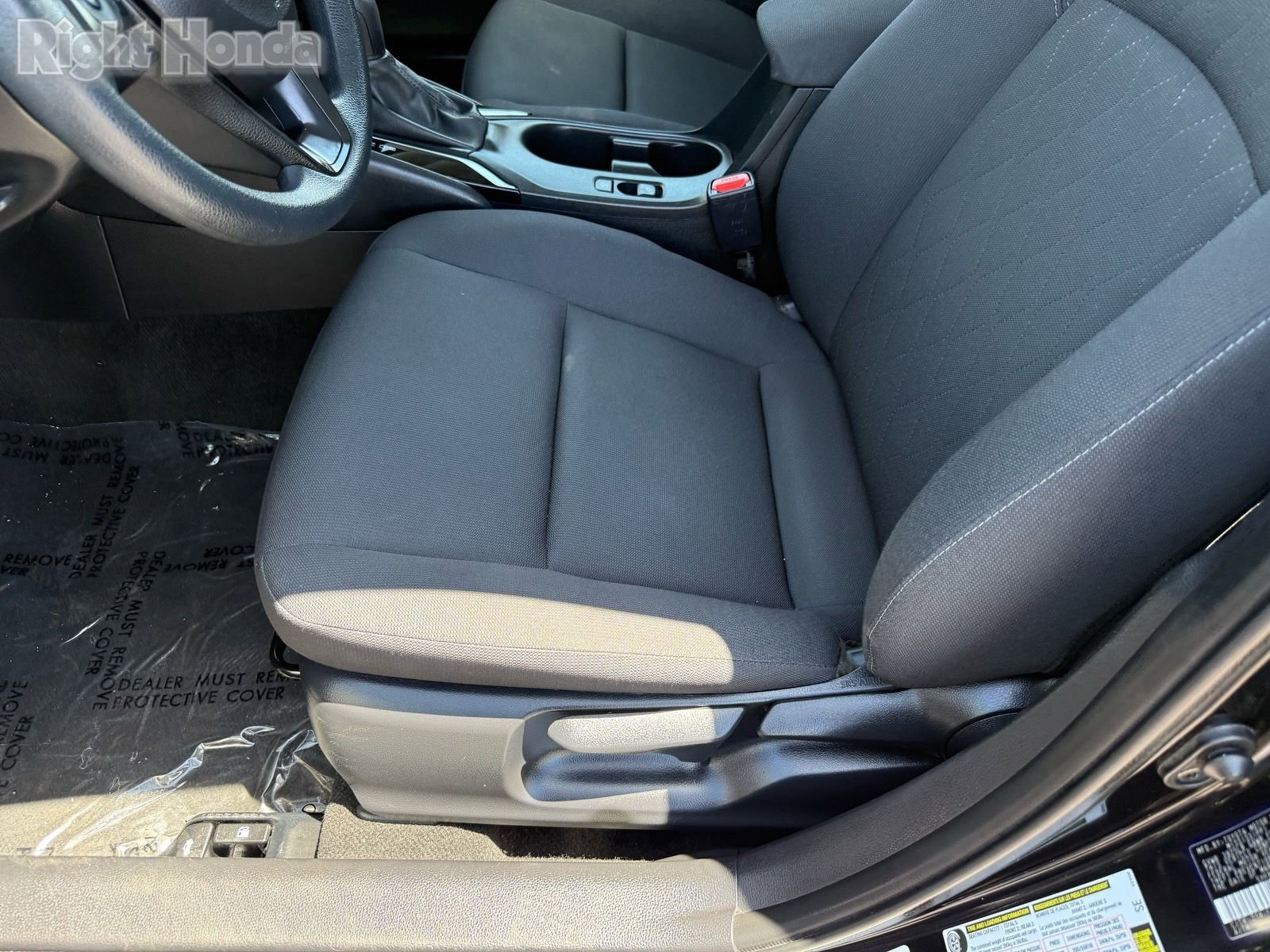 Used 2024 Toyota Corolla LE FWD image 14