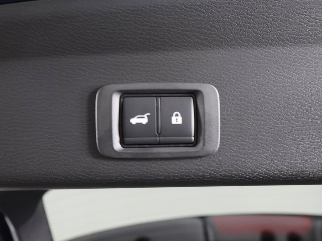 New 2025 Mitsubishi Outlander SE image 23