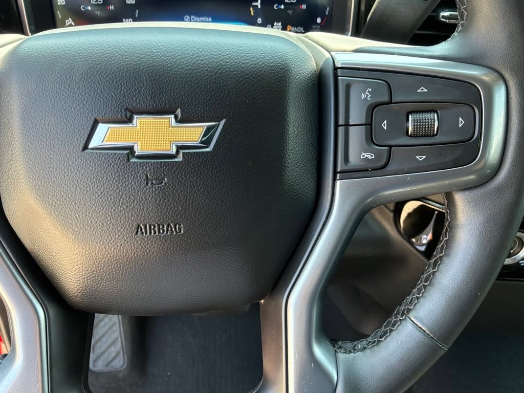Used 2023 Chevrolet Silverado 1500 LT AWD/4WD image 34