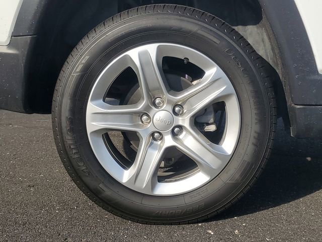 Used 2023 Jeep Compass Latitude image 6