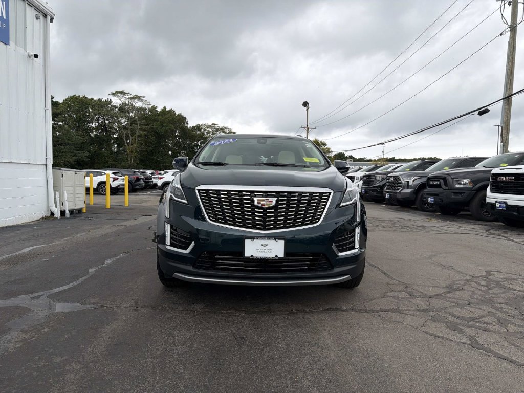Used 2024 Cadillac XT5 Premium Luxury w/ Technology Package FWD image 8