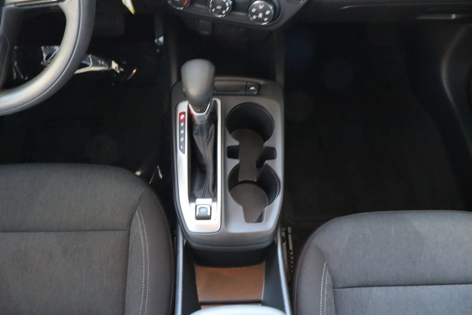 Used 2024 Chevrolet Trax LS FWD image 32