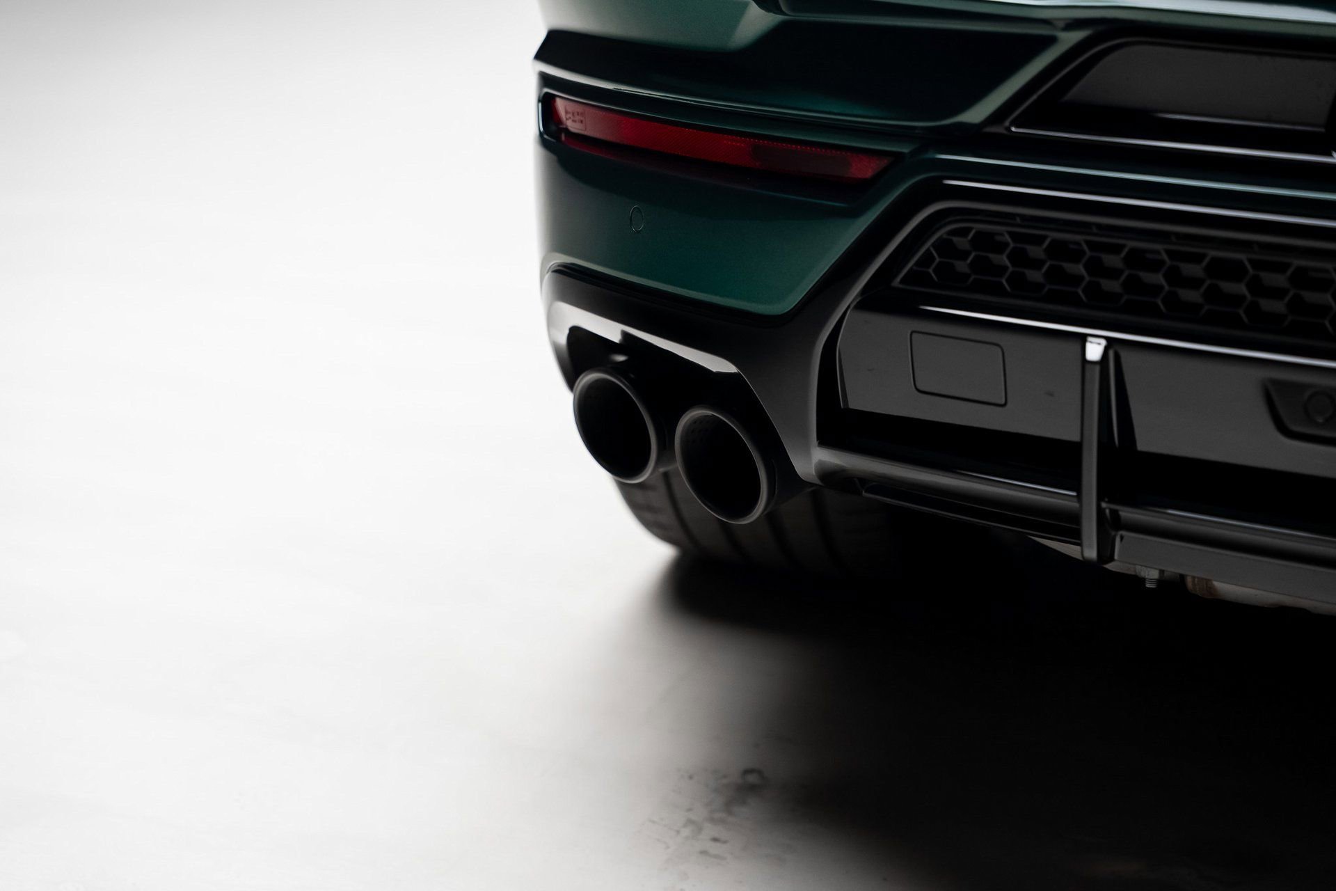 Used 2024 Lamborghini Urus S AWD/4WD image 32