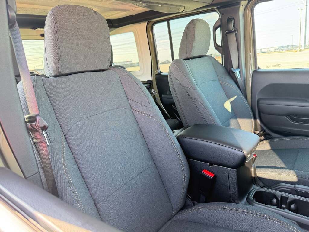 New 2026 Jeep Wrangler Sport S image 21