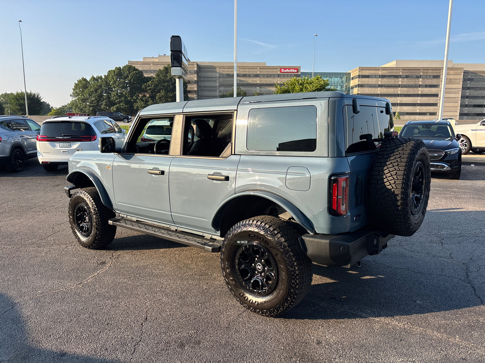 Used 2024 Ford Bronco Wildtrak AWD/4WD image 6