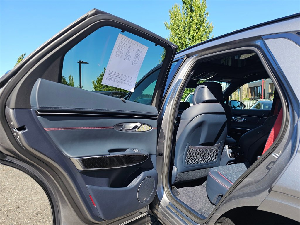 Used 2025 Genesis GV70 3.5T Sport w/ Sport Prestige Package image 18