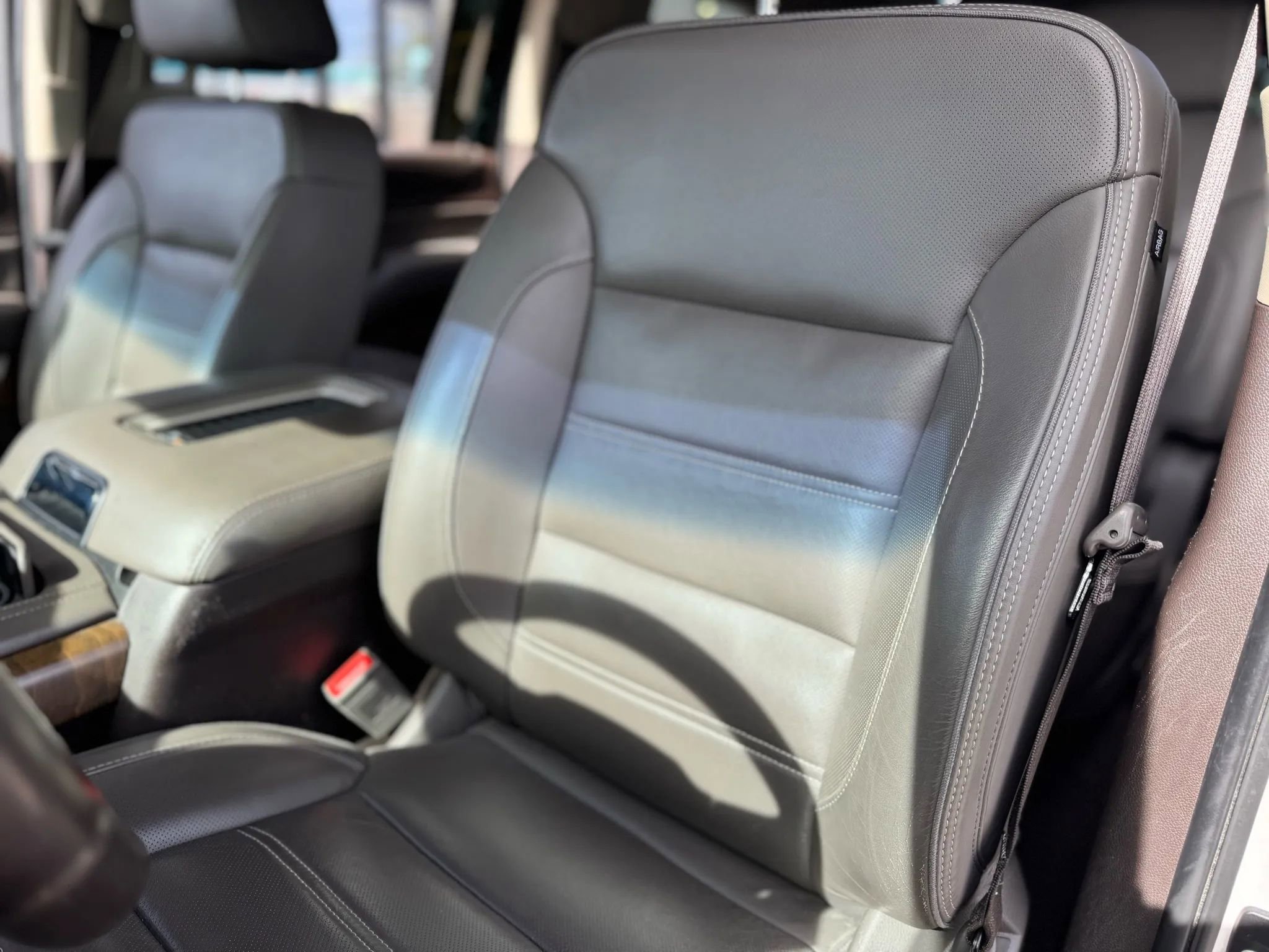 Used 2019 GMC Yukon XL Denali w/ Denali Ultimate Package image 17