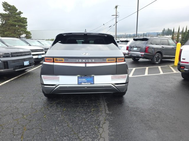 Certified 2023 Hyundai Ioniq 5 Limited w/ Cargo Package image 6