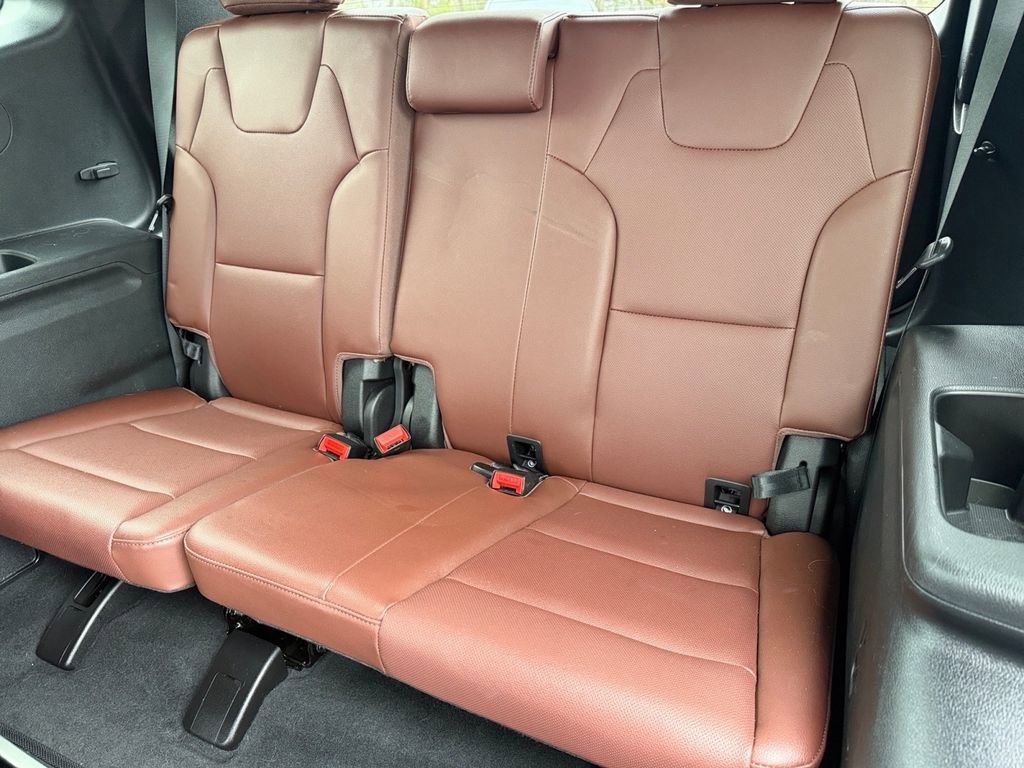 Used 2023 Kia Telluride EX w/ EX Captain's Chair Package image 13