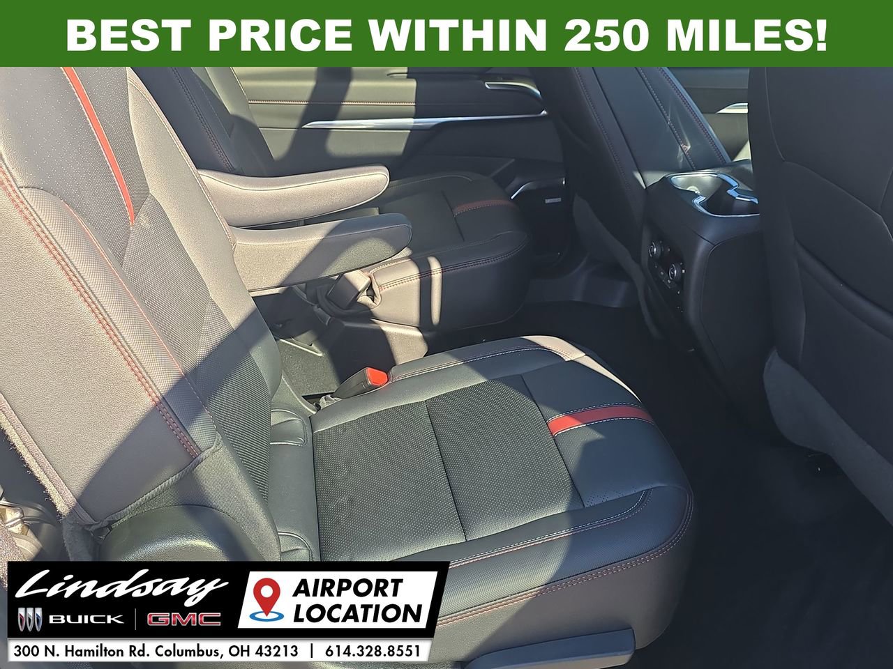 Used 2024 Chevrolet Traverse RS image 27