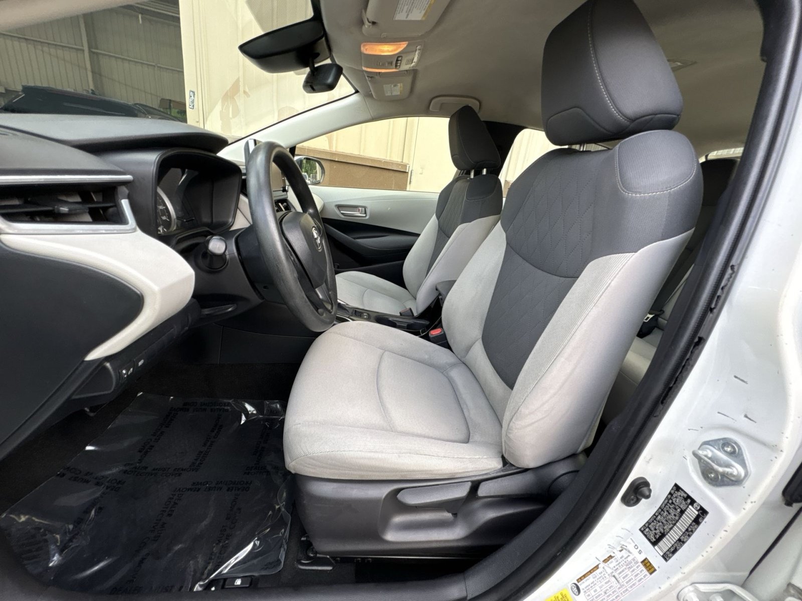 Used 2021 Toyota Corolla LE FWD image 13