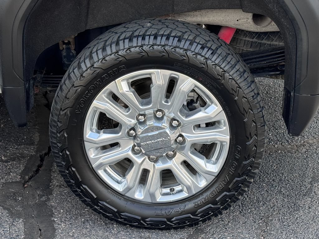 Used 2021 GMC Sierra 2500 Denali w/ Denali Ultimate Package AWD/4WD image 18