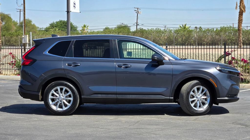 Used 2025 Honda CR-V EX-L image 3
