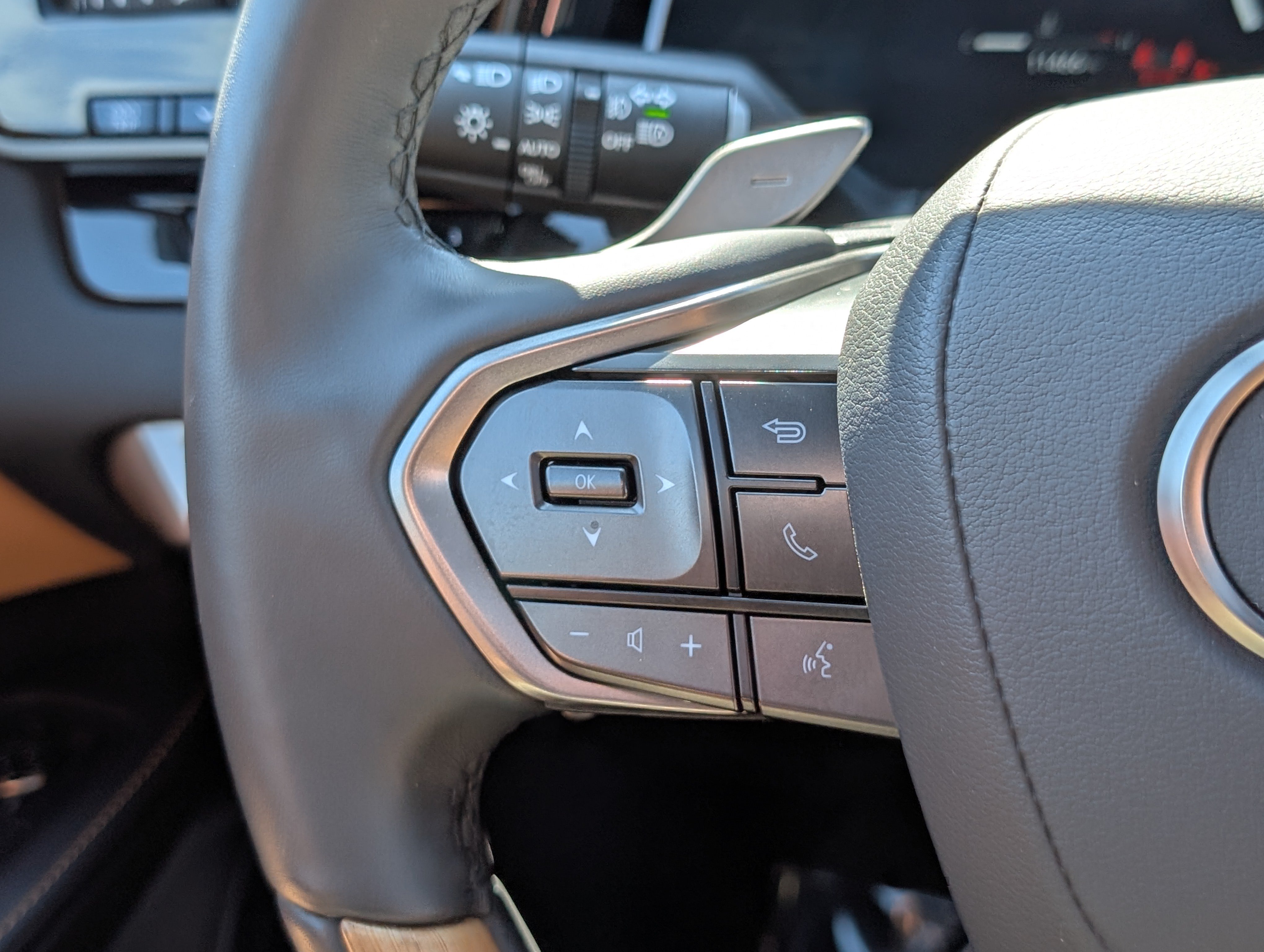 Certified 2025 Lexus RX 350 Premium AWD/4WD image 20