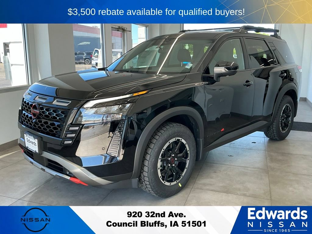 New 2026 Nissan Pathfinder Rock Creek w/ Rock Creek Premium Package AWD/4WD image 3