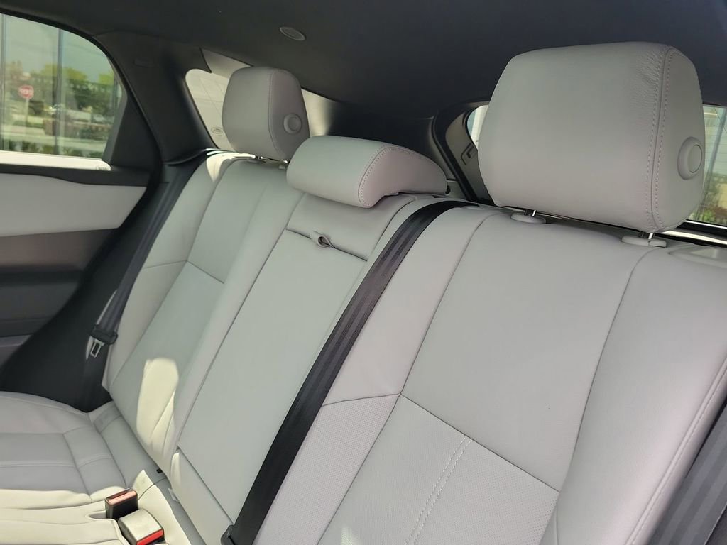 New 2026 Land Rover Range Rover Velar Dynamic SE AWD/4WD image 15