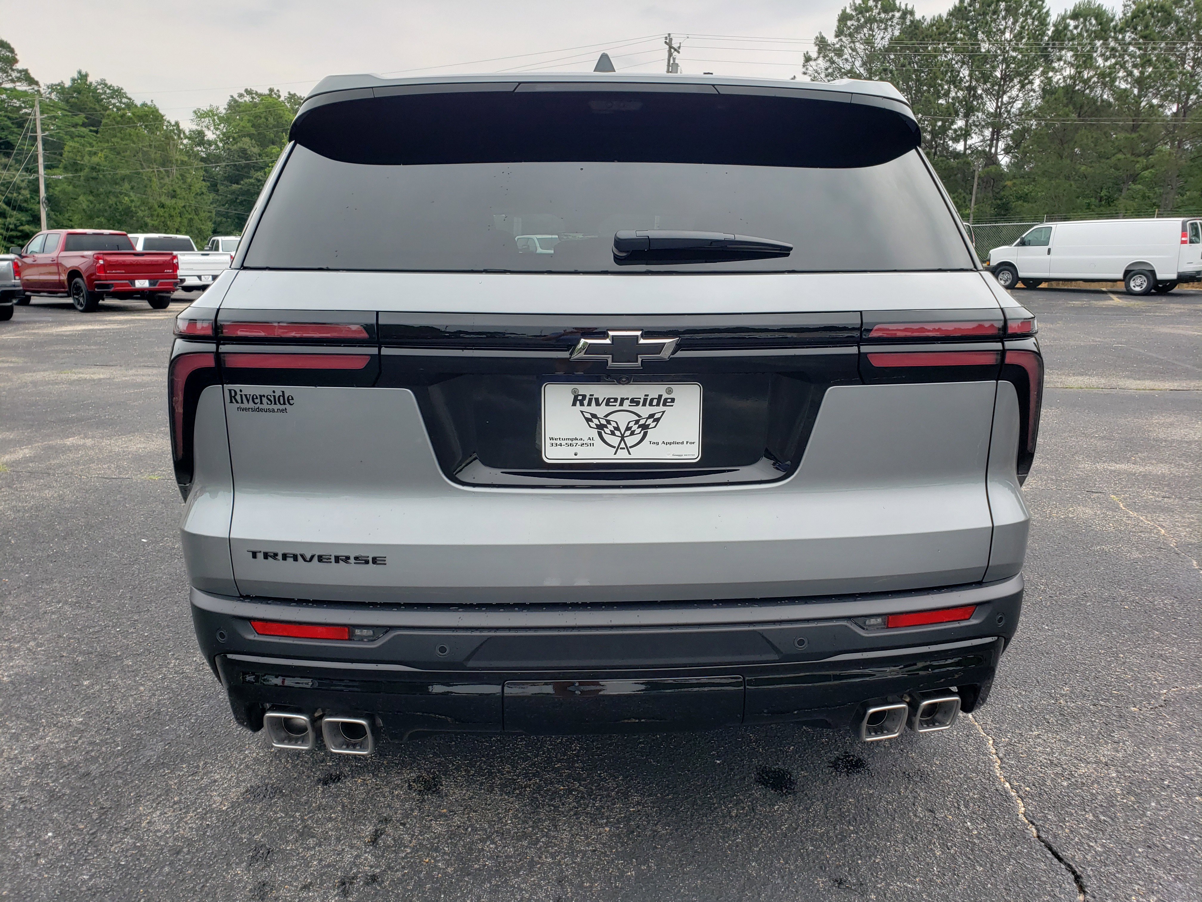 New 2026 Chevrolet Traverse LT w/ Midnight/Sport Edition FWD image 8