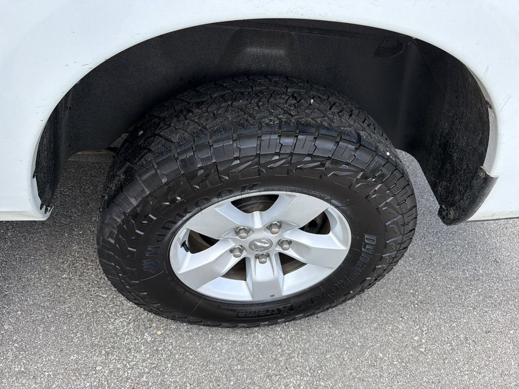 Used 2023 RAM 1500 Classic SLT w/ Electronics Group AWD/4WD image 12