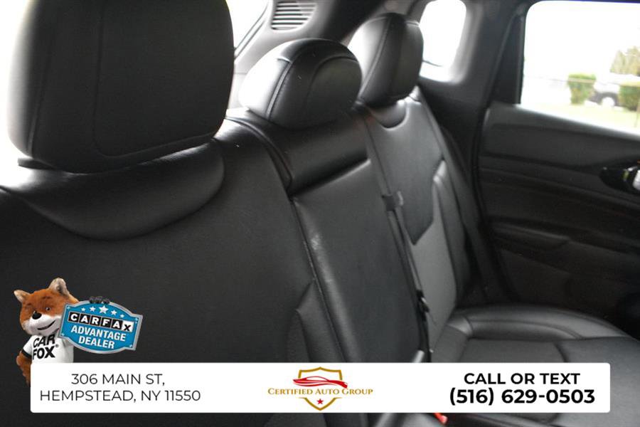 Used 2025 Jeep Compass Trailhawk AWD/4WD image 28