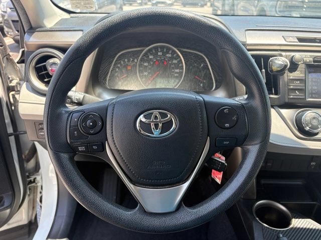 Used 2014 Toyota RAV4 LE FWD image 10