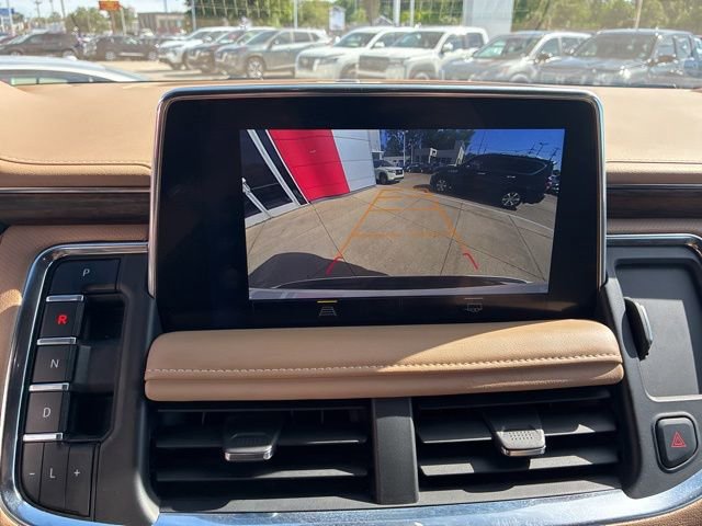 Used 2024 Chevrolet Suburban Premier RWD image 26
