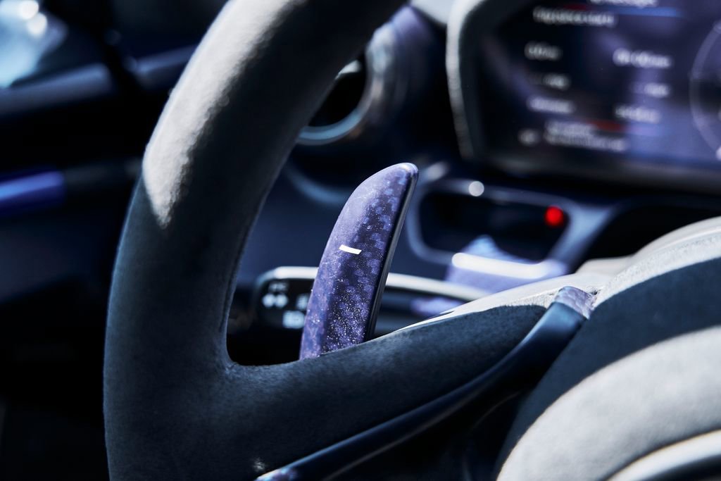 Used 2019 McLaren Senna RWD image 57