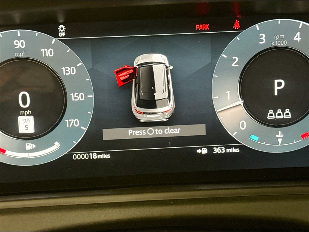 New 2026 Land Rover Range Rover Velar Dynamic SE image 12