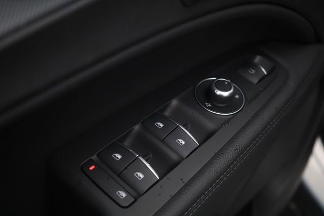 New 2025 Alfa Romeo Stelvio Sprint AWD/4WD image 13
