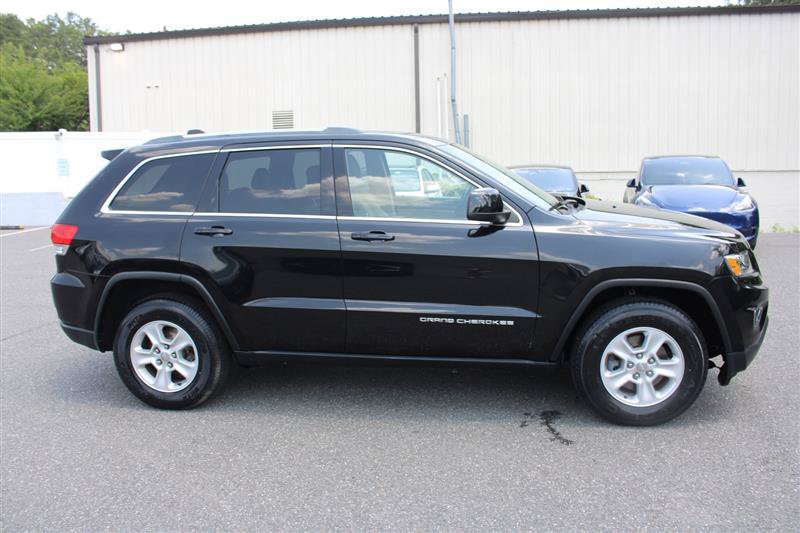 Used 2014 Jeep Grand Cherokee Laredo w/ Quick Order Package 23E AWD/4WD image 8