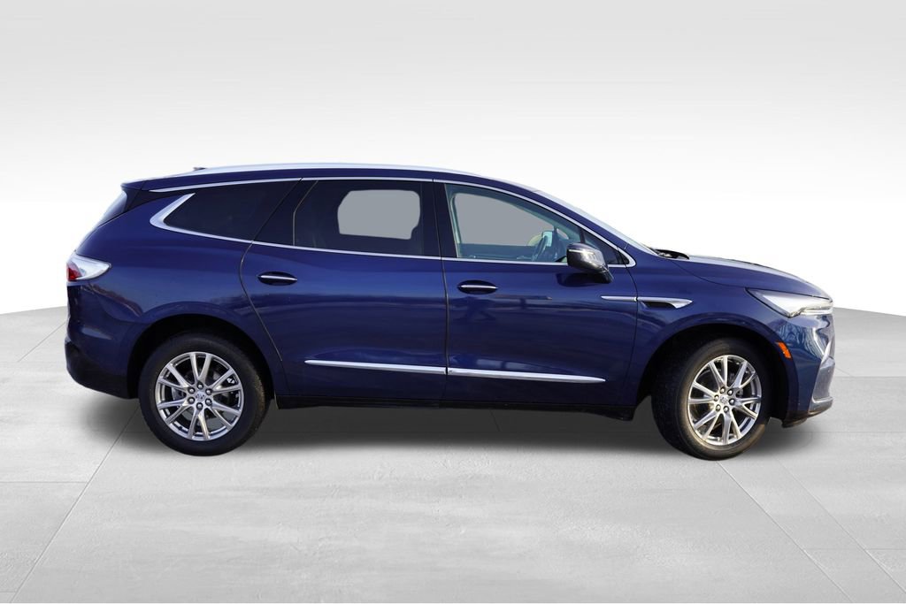 Certified 2023 Buick Enclave Essence w/ Experience Buick Package image 3