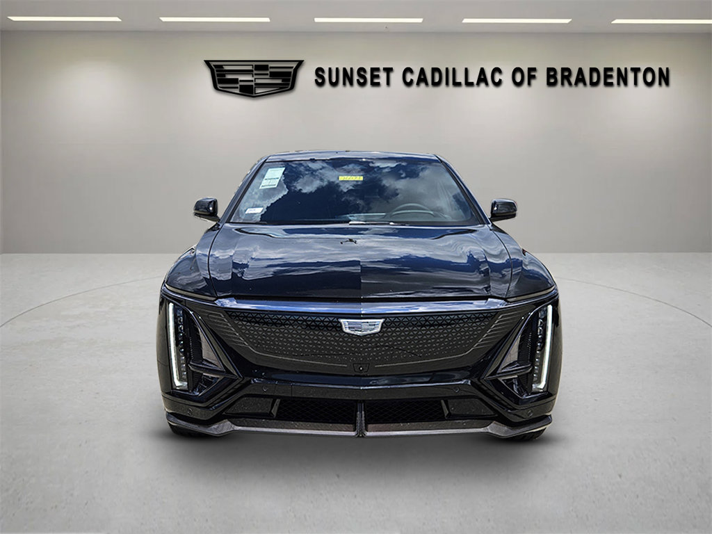 New 2026 Cadillac Lyriq V w/ Exterior Carbon Fiber Package AWD/4WD image 2