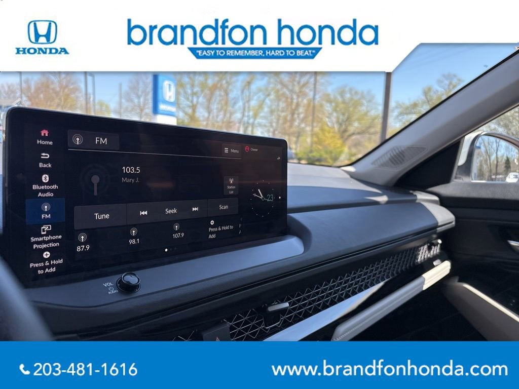 Used 2023 Honda Accord EX-L image 18
