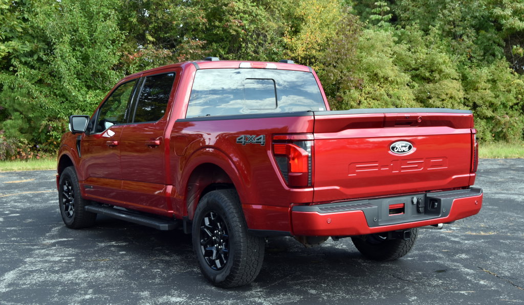 Certified 2024 Ford F150 XLT w/ Equipment Group 302A MID AWD/4WD image 5