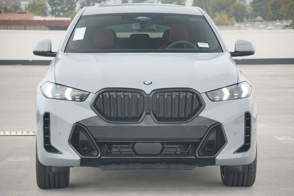 New 2026 BMW X6 xDrive40i w/ Premium Package image 2
