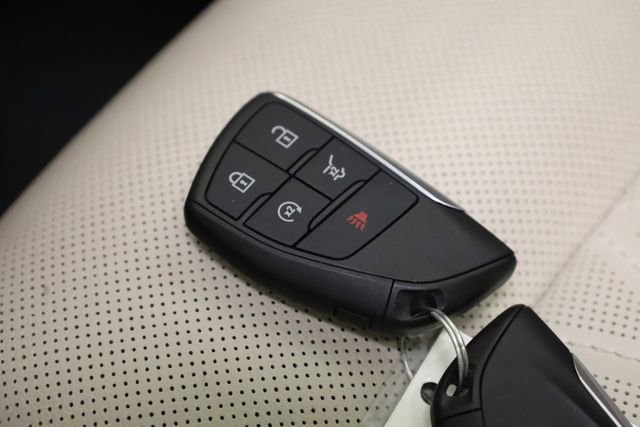 Used 2022 Buick Envision Avenir w/ Technology Package II image 34