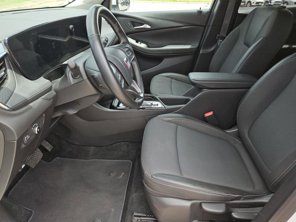 Used 2025 Buick Encore GX Preferred FWD image 22